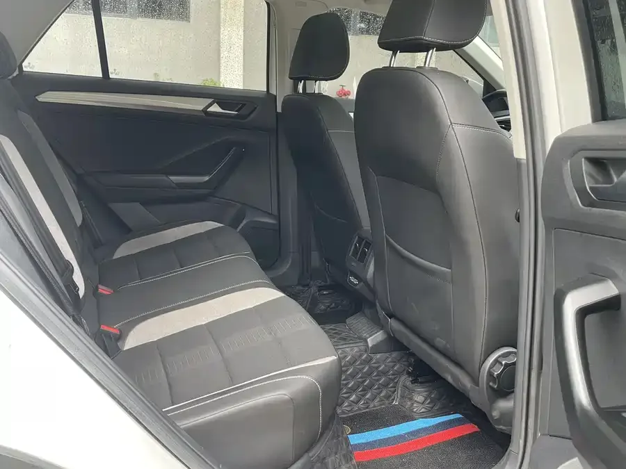Volkswagen T-Roc T-ROC 2022 280TSI DSG 2WD Elite PLUS 2022 — миниатюра 3