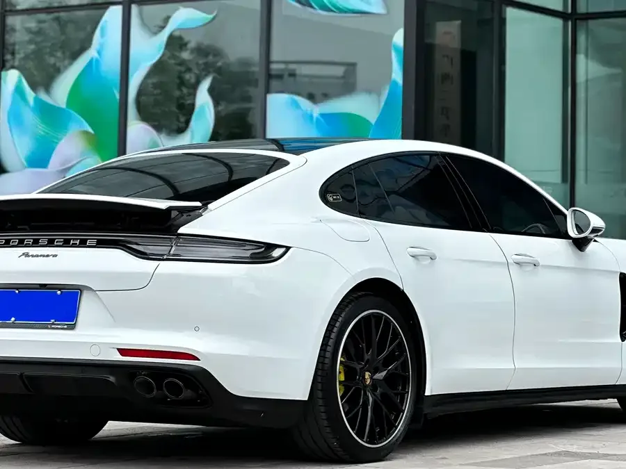 Porsche Panamera Panamera 2022 Panamera 2.9T Platinum Edition 2022 — миниатюра 3