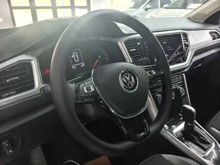 Volkswagen T-Roc T-ROC 2022 280TSI DSG 2WD Elite PLUS 2023 — миниатюра 5
