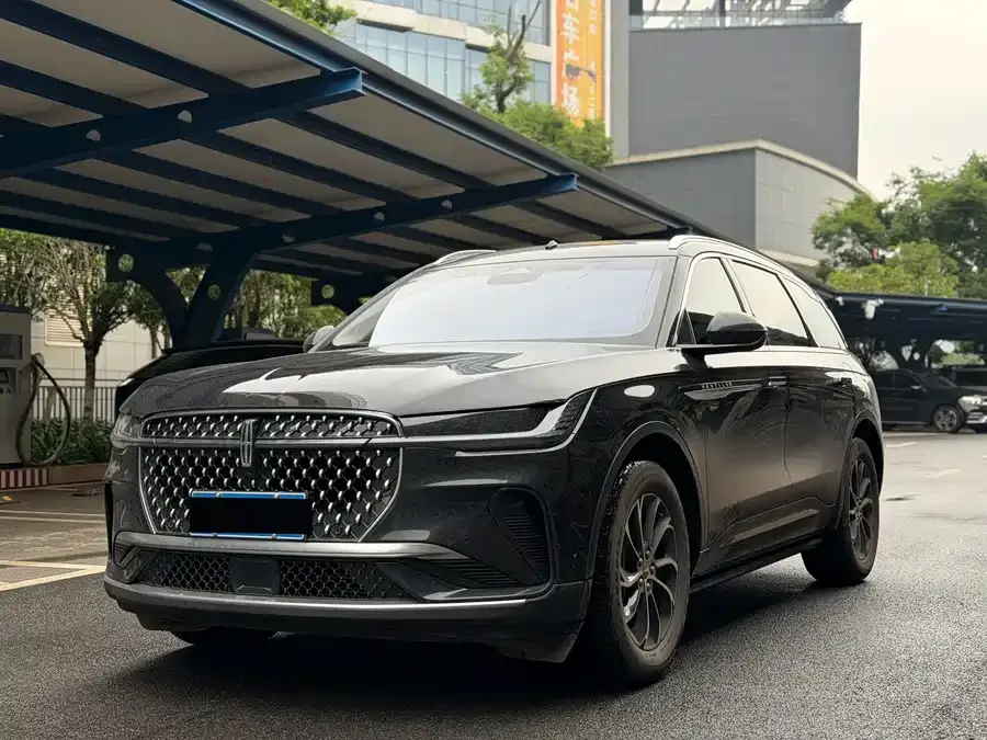 Lincoln Navigator 2023