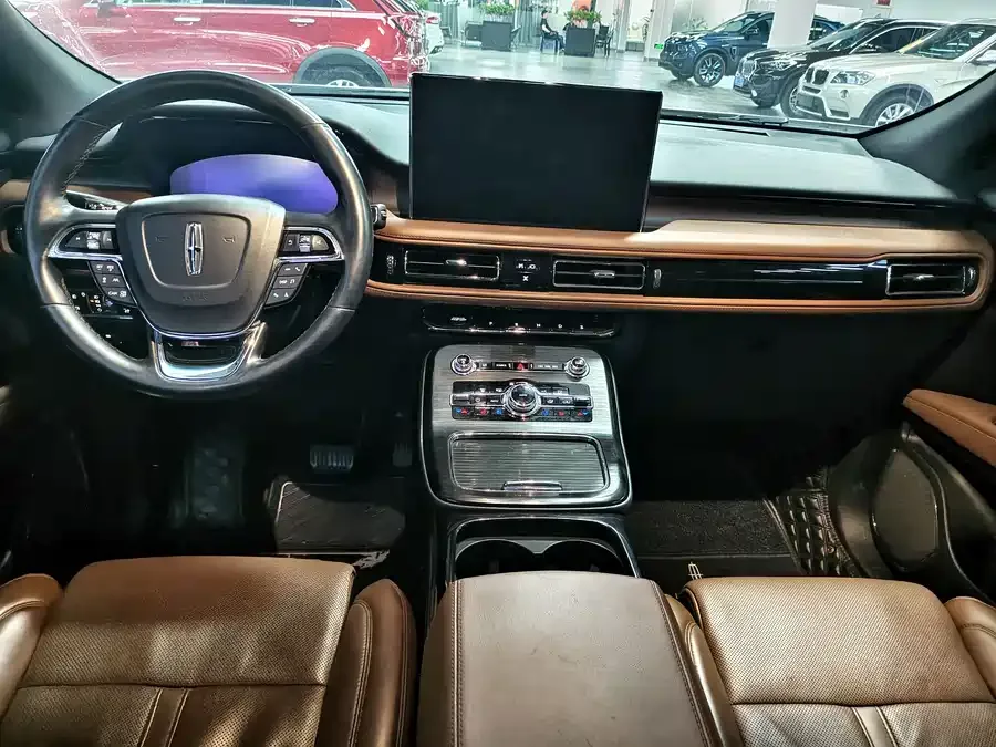 Lincoln Navigator Voyager 2022 2.7T four-wheel drive elegant version 2022 — миниатюра 4