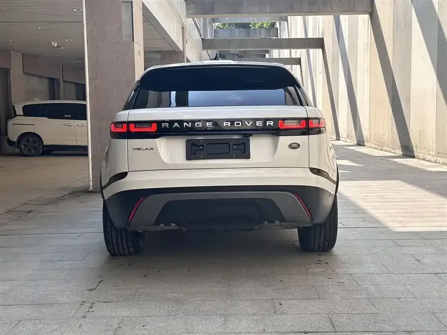 Land Rover Range Rover Velar Range Rover Velar 2022 250PS 2022 — миниатюра 4