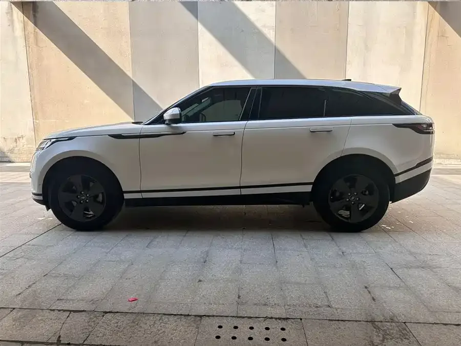 Land Rover Range Rover Velar Range Rover Velar 2022 250PS 2022 — миниатюра 5