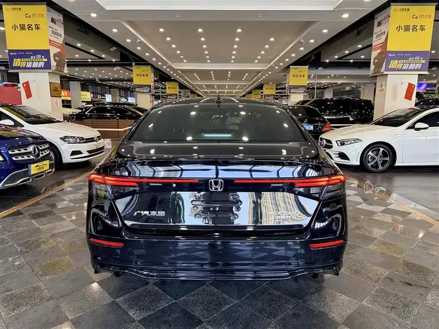 Honda Accord Accord 2025 Sports Series 260TURBO Luxury Edition 2025 — миниатюра 4