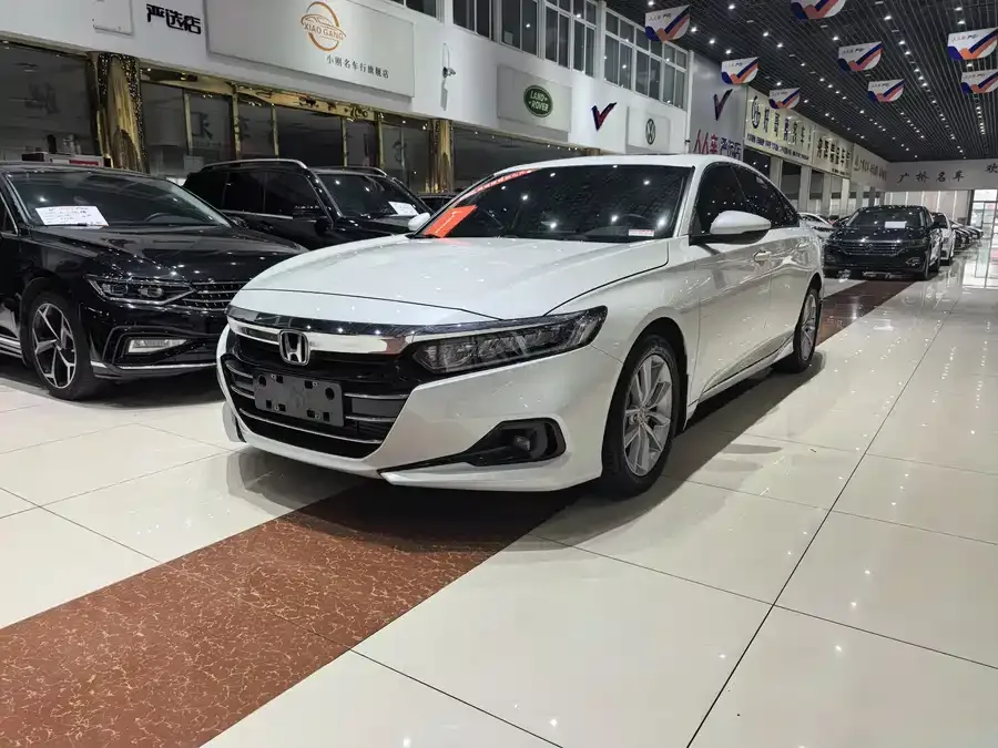 Honda Accord Accord 2022 260TURBO Deluxe Edition 2023 — фото 1, купить с доставкой в Москву