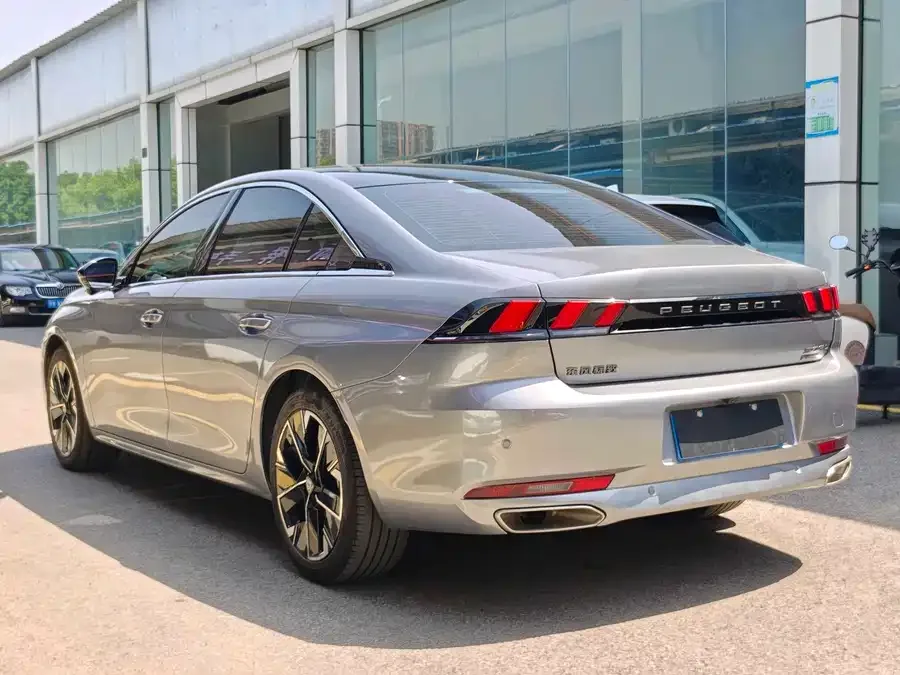Peugeot 508 Peugeot 508 2023 508L 400THP Driving Flagship Edition 2023 — миниатюра 3