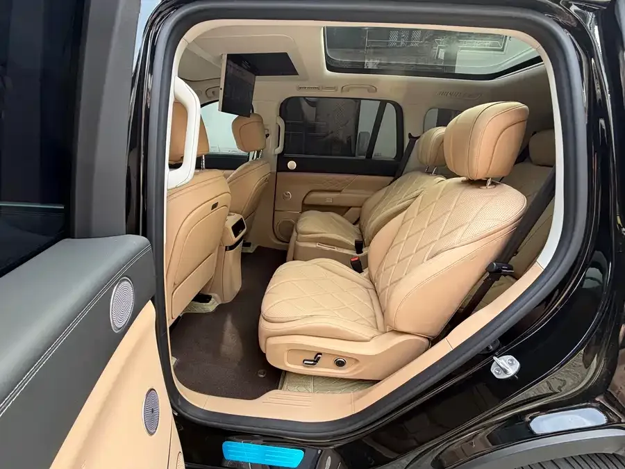 Chery Fengyun Fengyun T11 Fengyun T11 2026 Model 220 4WD Family Fun 2025 — миниатюра 5