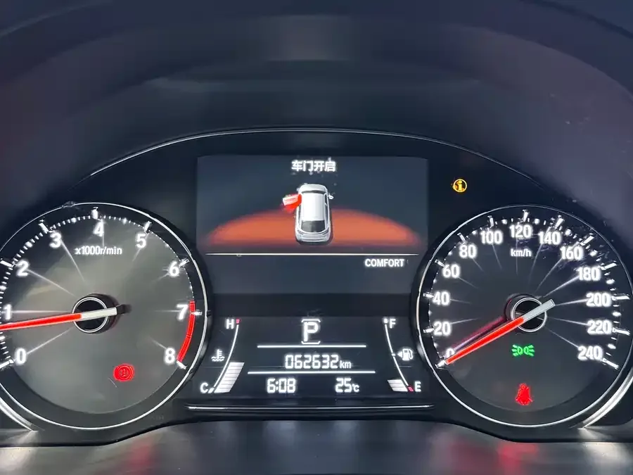 Honda Avancier 2020 Crown Road 370TURBO 2WD Luxury Edition 2022 — миниатюра 4