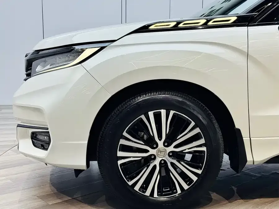 Honda Avancier 2020 Crown Road 370TURBO 2WD Luxury Edition 2022 — миниатюра 5