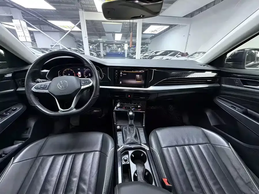 Volkswagen Passat Passat 2023 330TSI Star Elite Edition 2023 — миниатюра 2