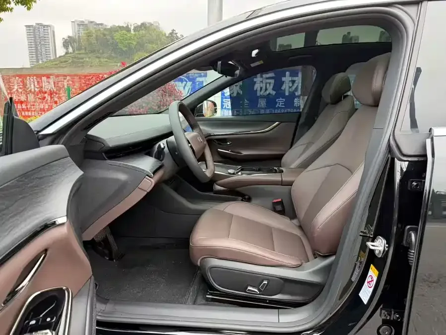 Changan A07 2026 Extra Long Blue Whale Pure Electric Version 730 Luxury 2025 — миниатюра 4