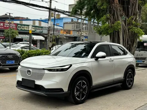 Honda VEZEL 2023 купить в Москве