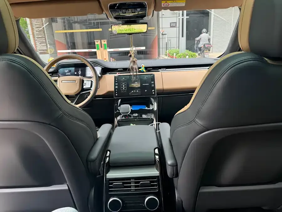 Land Rover Range Rover Sport Range Rover Sport 2024 400PS Dynamic HSE 2024 — миниатюра 5