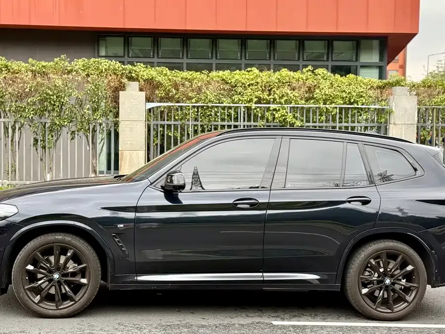 BMW X3 2023 xDrive30i Exclusive M Night Edition 2023 — миниатюра 2
