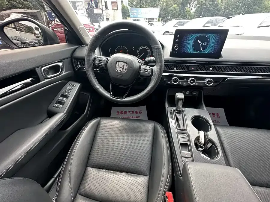 Honda CIVIC 2023 Civic HATCHBACK 240TURBO CVT Extreme Edition 2023 — миниатюра 4