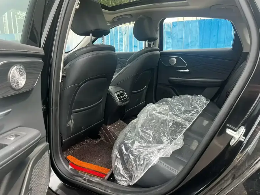 Chery Arrizo 8 PRO Chery Arrizo 8 PRO 2025 1.6T DCT Luxury+ 2025 — миниатюра 2