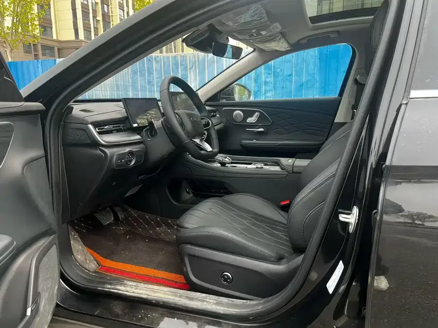 Chery Arrizo 8 PRO Chery Arrizo 8 PRO 2025 1.6T DCT Luxury+ 2025 — миниатюра 4