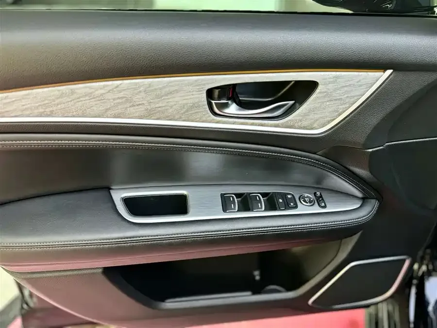 Honda Avancier 2023 Crown Road 370TURBO 2WD Luxury Edition 2023 — миниатюра 5