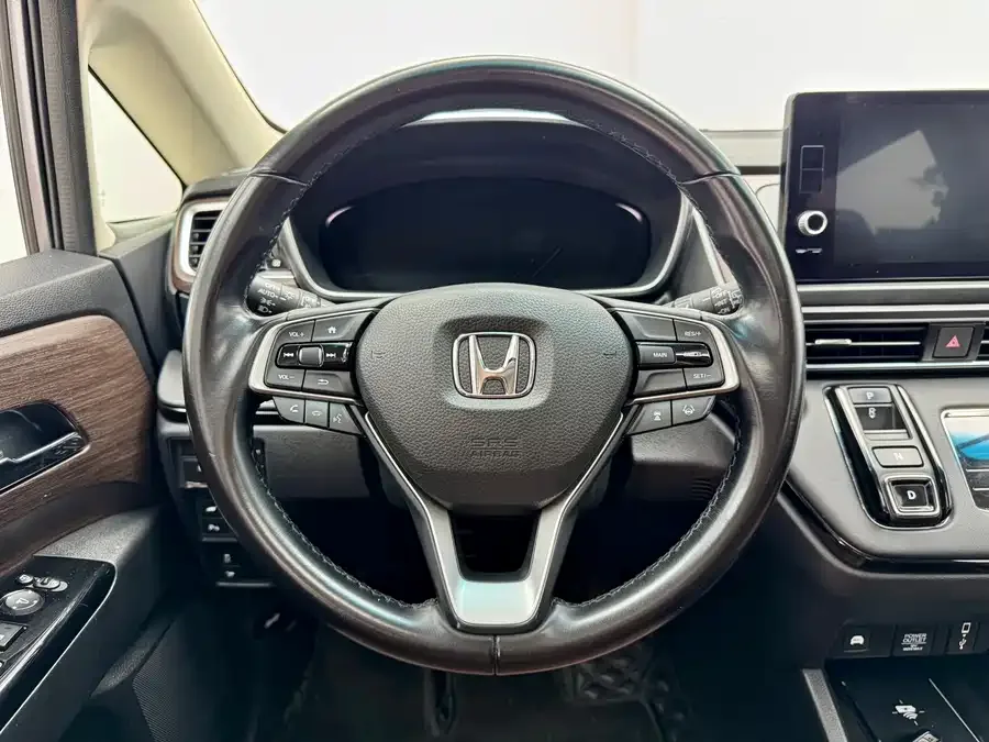 Honda Odyssey 2022 Odyssey 2.0L e:HEV Elite Supreme Edition 2022 — миниатюра 5