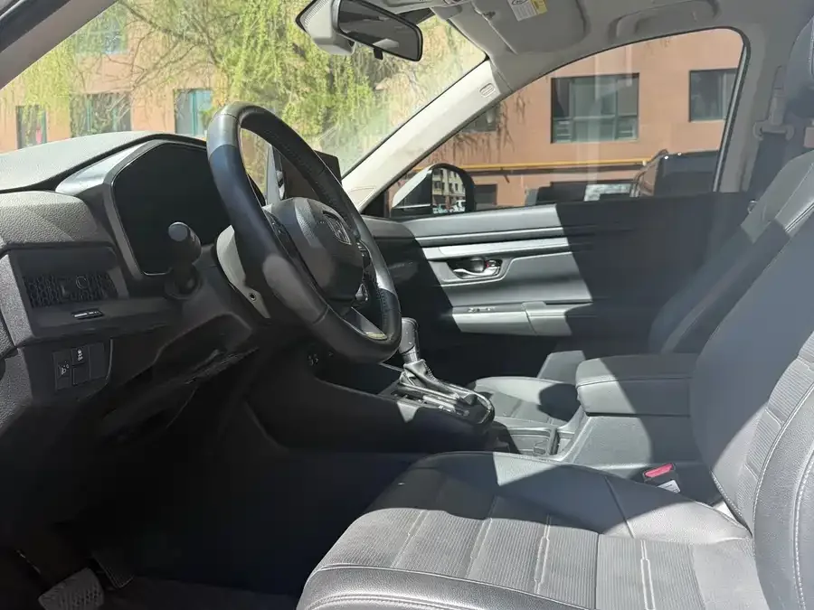 Honda CR-V 2023 240TURBO 2WD Front Edition 5 Seaters 2023 — миниатюра 4