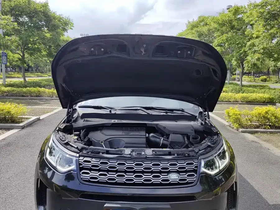 Land Rover Pre-owned Discovery Sports Discovery Sport 2021 249PS R-Dynamic SE Performance Technology Edition 5 Seaters 2022 — миниатюра 4