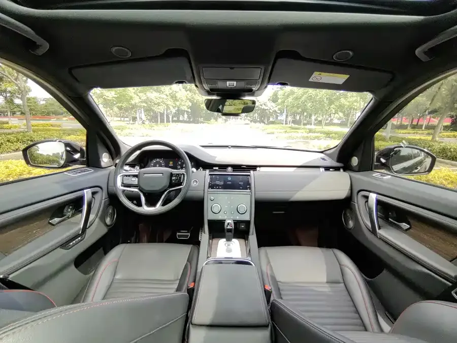 Land Rover Pre-owned Discovery Sports Discovery Sport 2021 249PS R-Dynamic SE Performance Technology Edition 5 Seaters 2022 — миниатюра 5