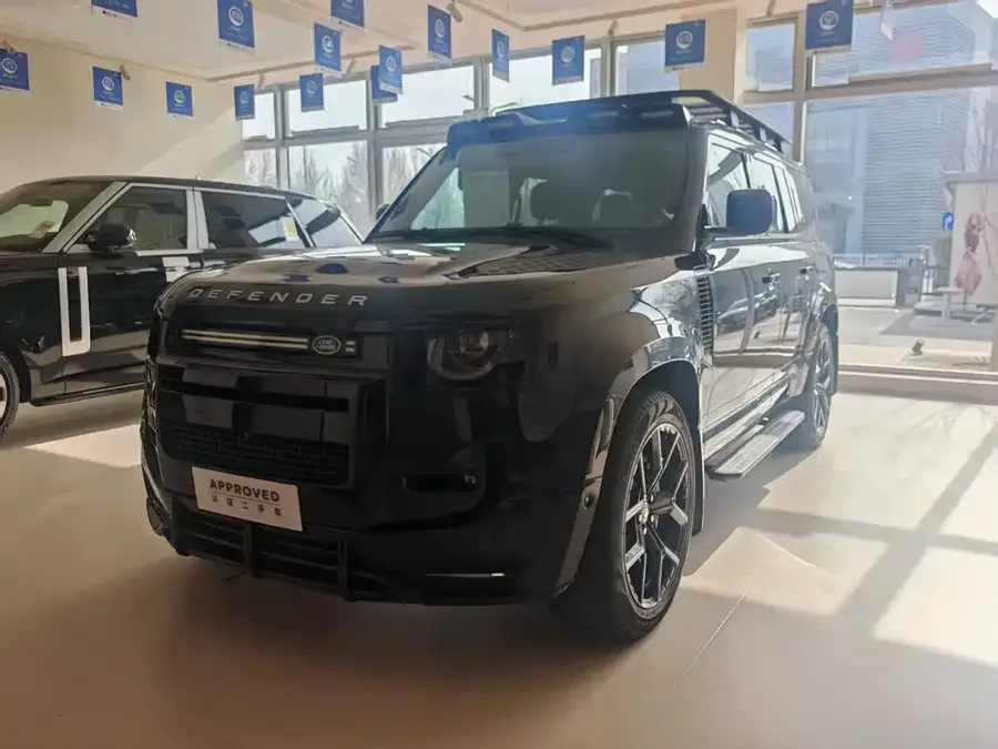 Land Rover guard 2023