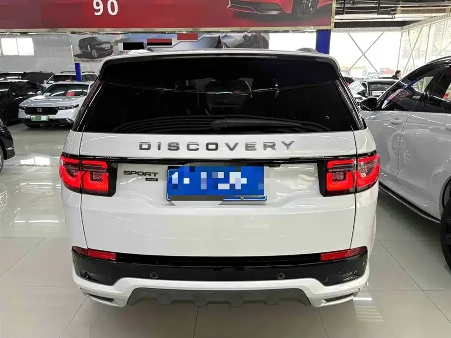 Land Rover Pre-owned Discovery Sports Discovery Sport 2022 249PS R-Dynamic SE Performance Technology Edition 5 Seaters 2022 — миниатюра 4
