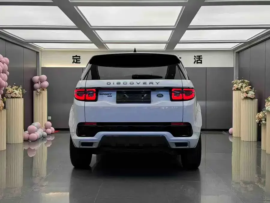 Land Rover Pre-owned Discovery Sports Discovery Sport 2023 249PS R-Dynamic SE Performance Technology Edition 2023 — миниатюра 4