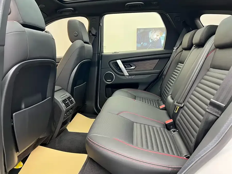 Land Rover Pre-owned Discovery Sports Discovery Sport 2022 facelift 249PS R-Dynamic SE Performance Technology Edition 5-seater 2022 — миниатюра 3