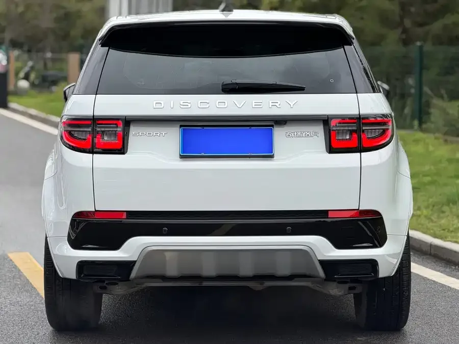 Land Rover Pre-owned Discovery Sports Discovery Sport 2024 Performance Technology Edition 2024 — миниатюра 3
