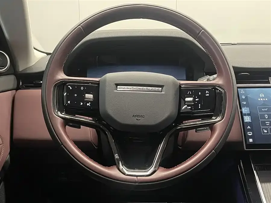 Land Rover Range Rover Aurora 2024 Range Rover Evoque L SE Yuguang Honor Edition 2025 — миниатюра 4
