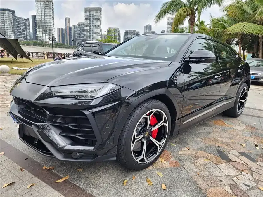 Lamborghini Urus 2022