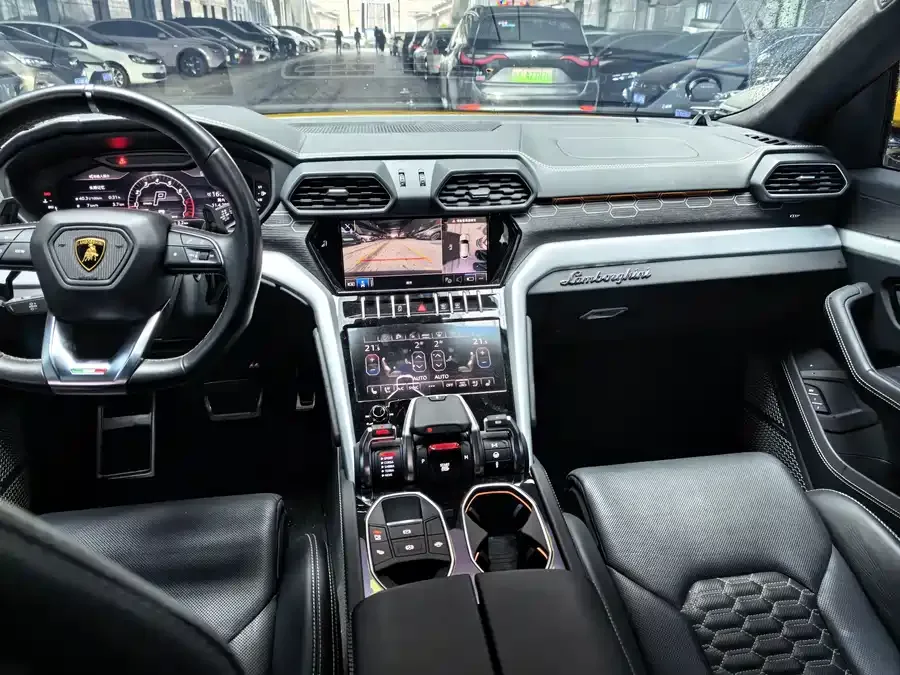 Lamborghini Urus Urus 2021 4.0T V8 2023 — миниатюра 5