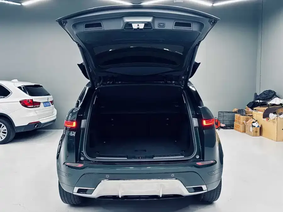Land Rover Range Rover Aurora Range Rover Evoque 2021 Evoque L 249PS R-Dynamic First edition 2022 — миниатюра 5
