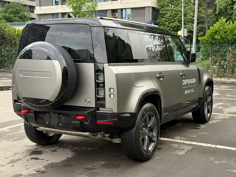 Land Rover guard Land Rover Defender 2025 110 3.0T P400 X 2024 — миниатюра 2