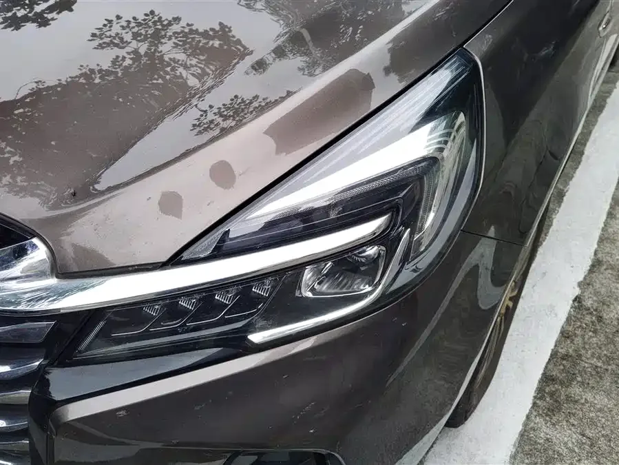 Buick GL8 2023 Land Business Class Smart Edition 2023 — миниатюра 2