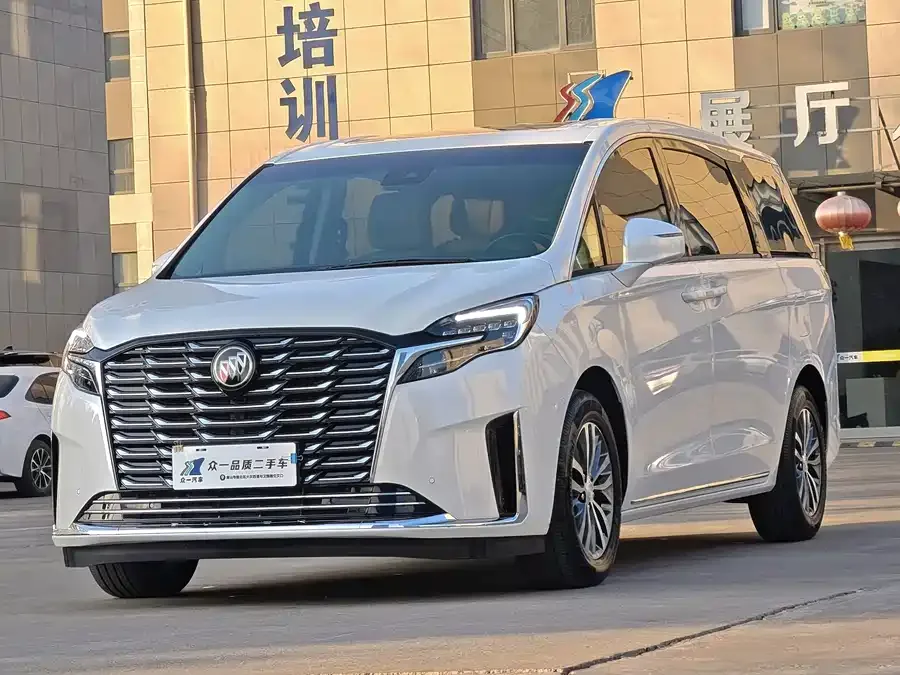 Buick GL8 2023 ES Lu Zun Premium Edition 2024 — фото 1, купить с доставкой в Москву