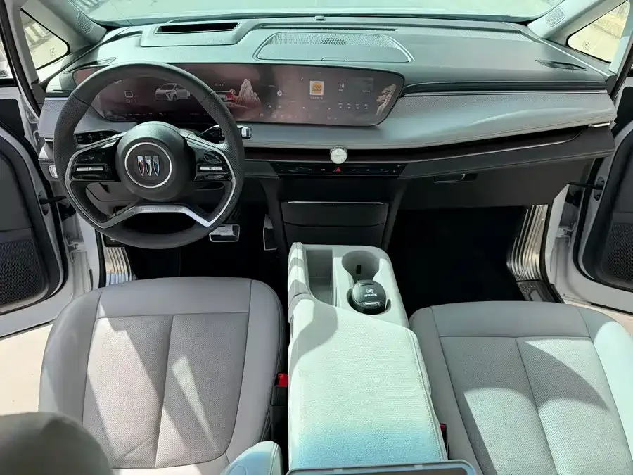 Buick GL8 2025 Lu Zun Zhixiang Edition 2025 — миниатюра 5