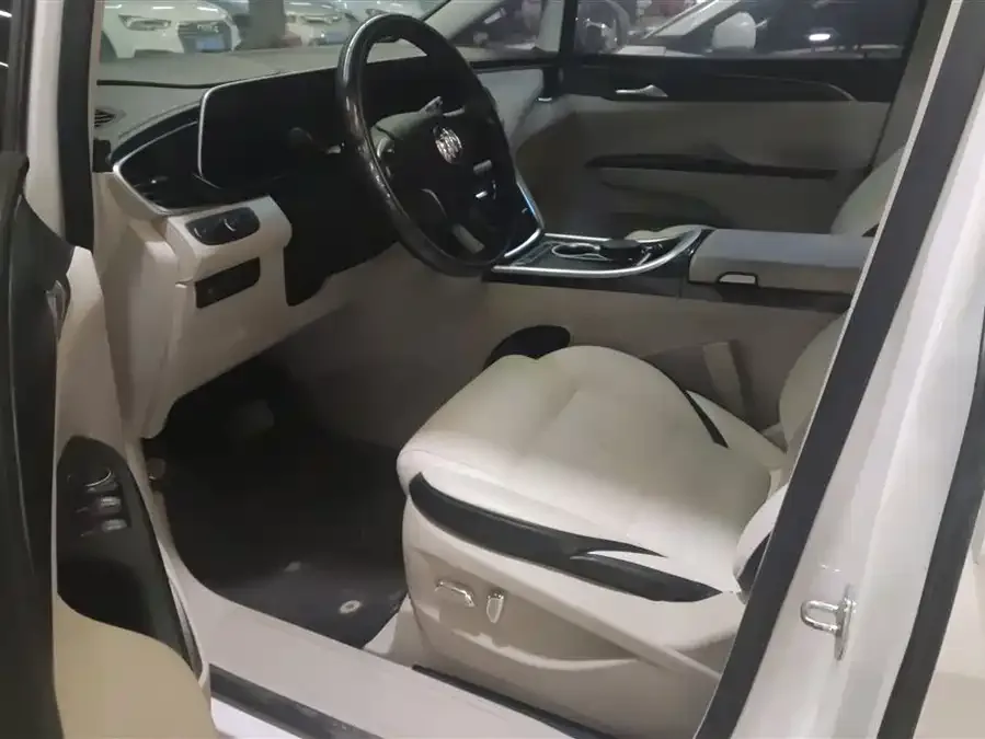 Buick GL8 2023 ES Lu Zun Comfort Edition 2023 — миниатюра 3