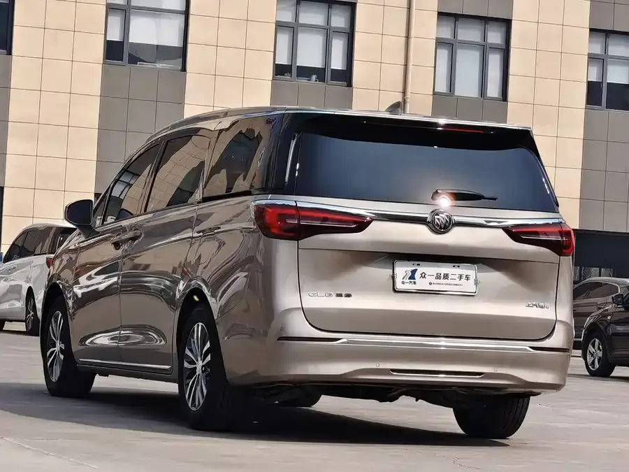 Buick GL8 2023 ES Lu Zun Comfort Edition 2024 — миниатюра 2