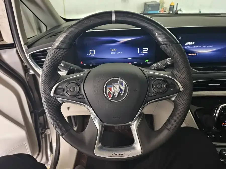 Buick GL8 2023 ES Lu Zun Comfort Edition 2024 — миниатюра 3