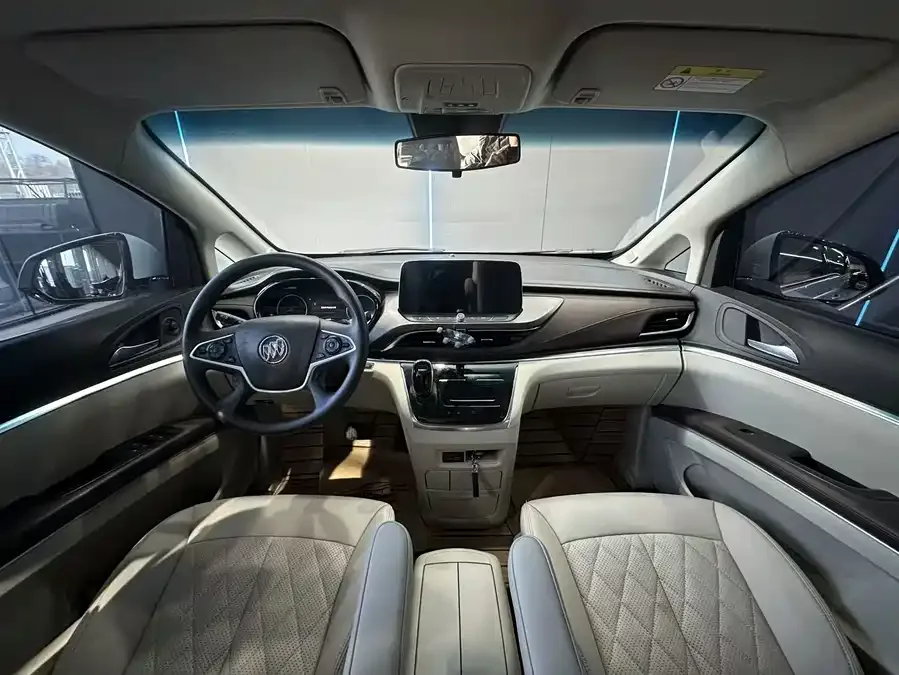 Buick GL8 2023 Land Business Class Smart Edition 2023 — миниатюра 3