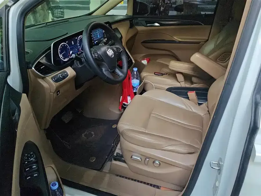 Buick GL8 2021 ES Lu Zun 653T Exclusive model 2022 — миниатюра 3