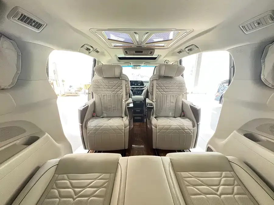 Buick GL8 2022 ES Lu Zun 653T Comfort Edition 2022 — миниатюра 5