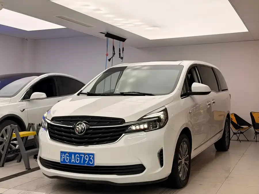 Buick GL8 2022