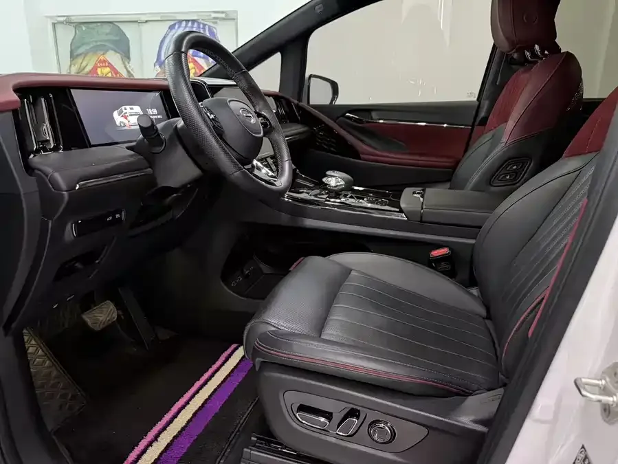 GAC Trumpchi M8 Trumpchi M8 2023 Grandmaster Series Dual Engine Royal Edition 2023 — миниатюра 4