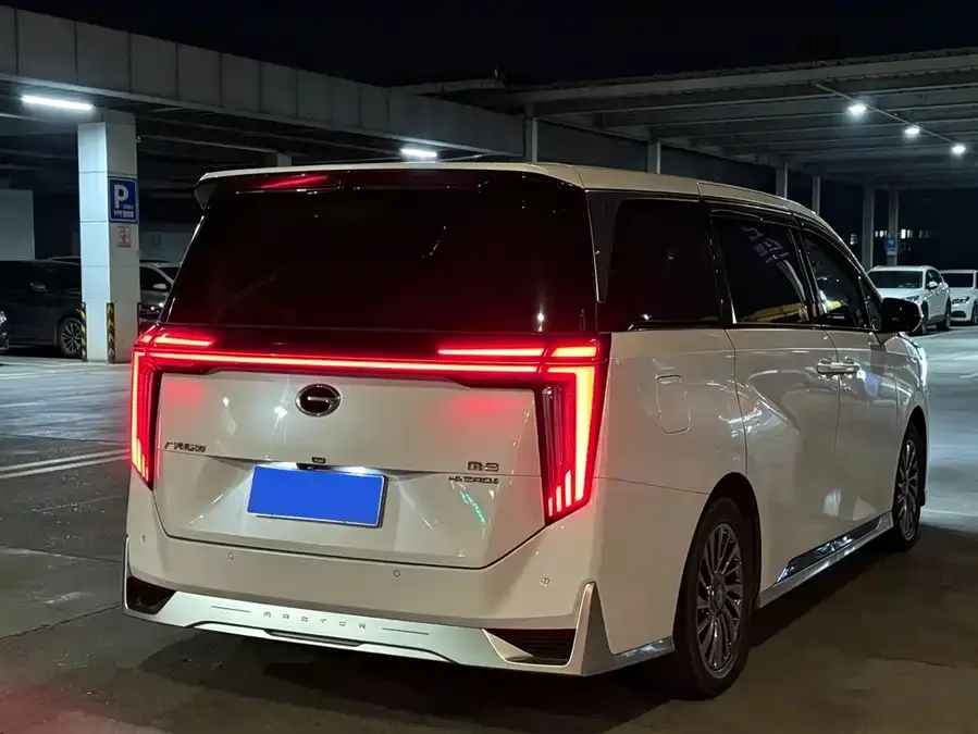 GAC Trumpchi M8 Trumpchi M8 2023 Grandmaster Series Dual Engine Royal Edition 2023 — миниатюра 3