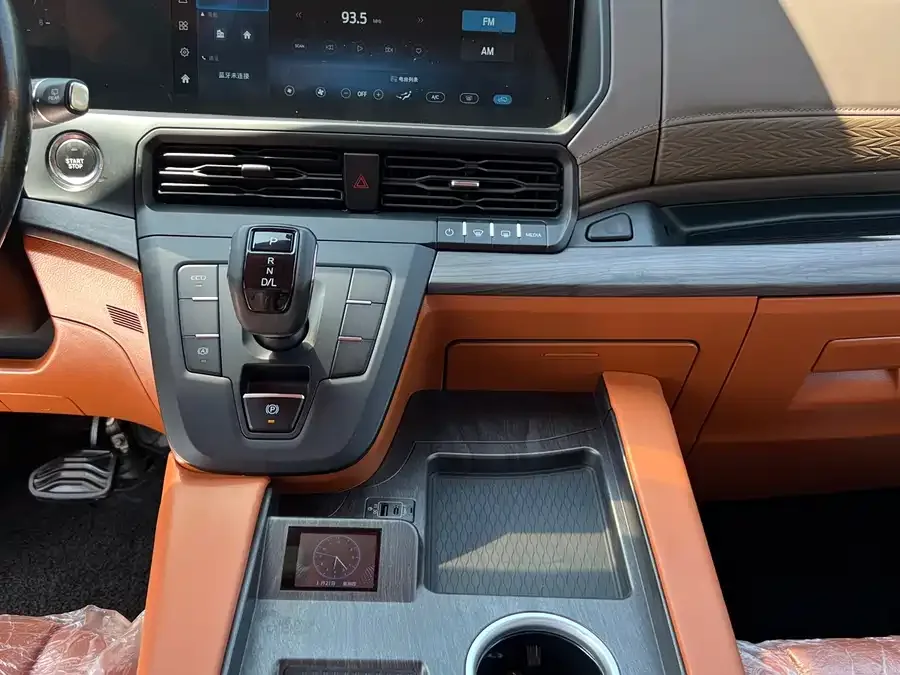Watsonwell Ford Black Knight Watson Wellesley Ford Black Knight 2025 2.0T Gasoline Pinnacle Edition 2024 — миниатюра 4