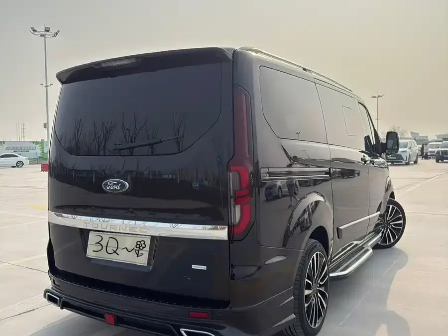Ford Tourneo Tourio 2023 2.0T Automatic Enjoy Edition 2024 — миниатюра 4
